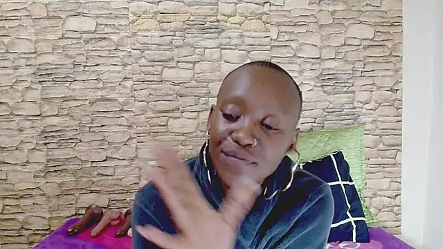 Živý XXX chat EbonyOlive69