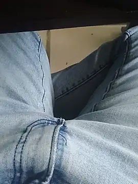 Astr025's Webcam Show