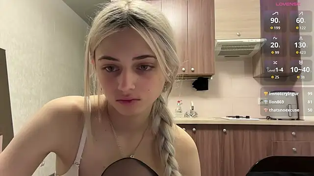 Chat XXX en directo de AidaGloshen