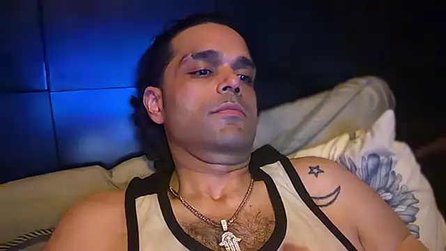 icebergslim281's Live XXX Chat