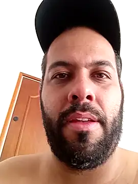 Carlos02145 Live XXX-chat