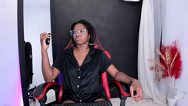 connywellss' Live XXX Chat