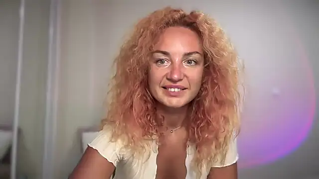 Živý XXX chat Reddgiirl