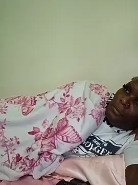 Kimmikum XXX чат на живо