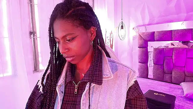 Chatroom XXX en direct de Queen_perla_