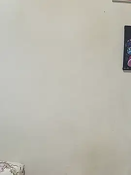 Alevsiz Adlı Modelin Canlı XXX Sohbeti