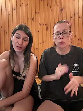 RussianGirls_: онлайн-секс-чат