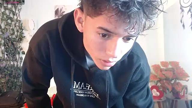 Ryan_grayx live XXX chat