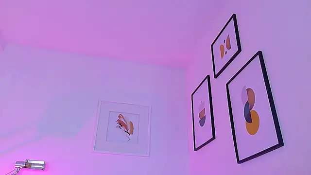 XXX chat uživo modela cattaleeyaa