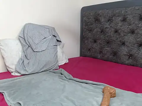 hot_liser XXX чат на живо