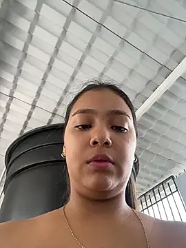 Czat XXX na żywo – Baby_morena12