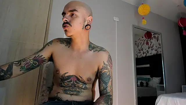 kaletattoo's Live XXX Chat