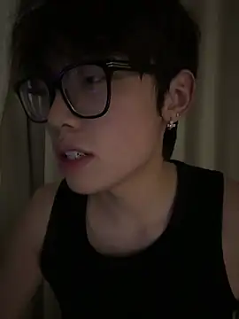 Ethan7063 在線直播表演
