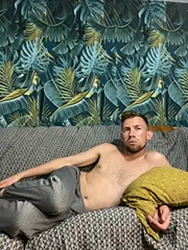 XXX chat uživo modela -DARKWHITE-