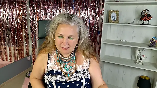 Chat +18 de LilaMaharani ao vivo