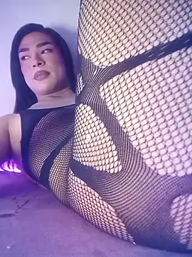 Soyshelly élő XXX-chatje