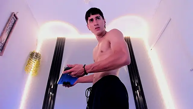 Dark_Valentino_ Live XXX-Chat