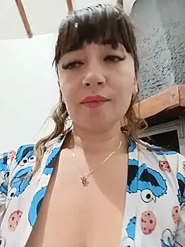 tata_sanz_'s Live XXX Chat