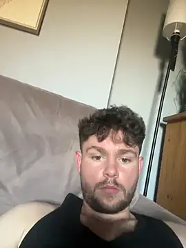 Ronnie153 live XXX chat