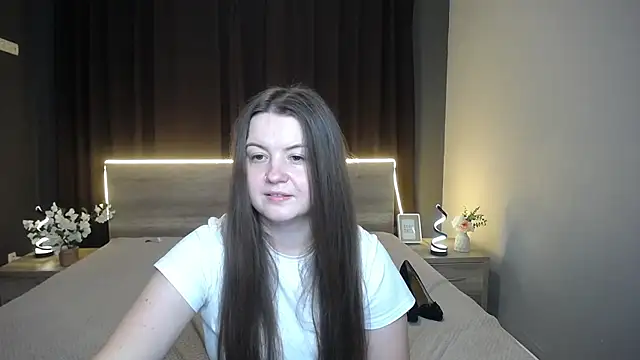 Chatroom XXX en direct de MavkaCute