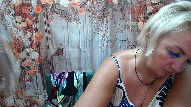 RenataDaster Chat XXX in diretta