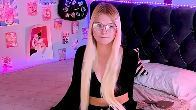 Chat +18 de LunariaFox ao vivo