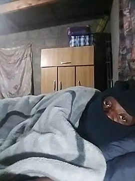 XXX chat uživo modela Heavy_M