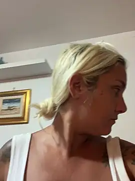 Sofia_beee Live XXX-Chat