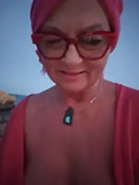 Hot-Muci live XXX chat