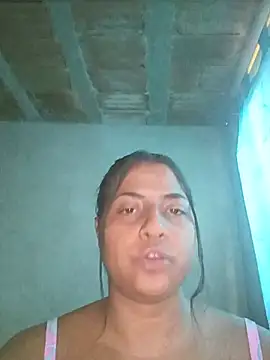 Giselabrunette25 现场XXX聊天