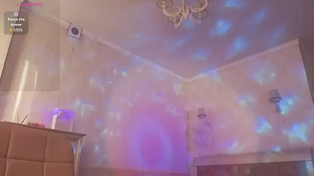 MilaVey 现场XXX聊天