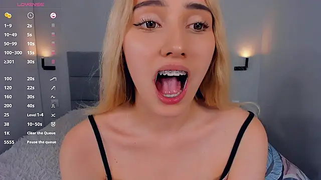Barbiebloom Chat XXX in diretta