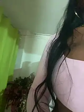 MonicaSex_ Adlı Modelin Canlı XXX Sohbeti