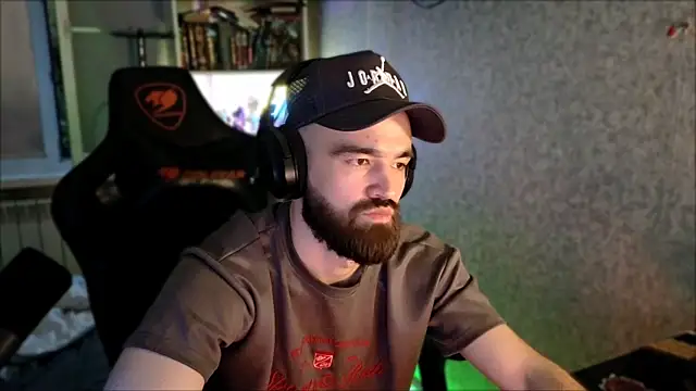 Živý XXX chat _Serious_Man