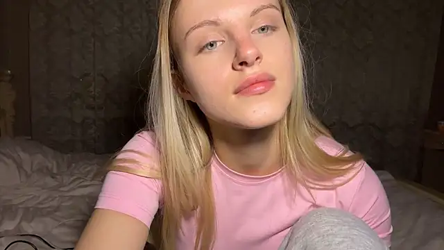 UnwedGrist Live XXX-Chat