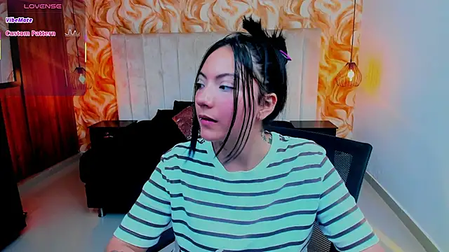 XXX chat uživo modela miichael_black