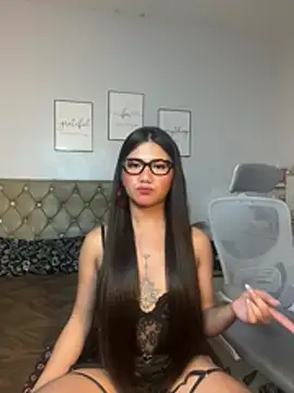 JassmineLove XXX чат на живо