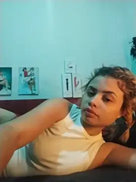 Chat +18 de ByNara ao vivo