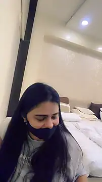 ashwariya23's Live XXX Chat
