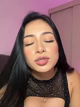 AlessFiore Adlı Modelin Canlı XXX Sohbeti