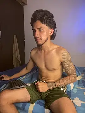 Kriss_Edwards Live XXX-Chat