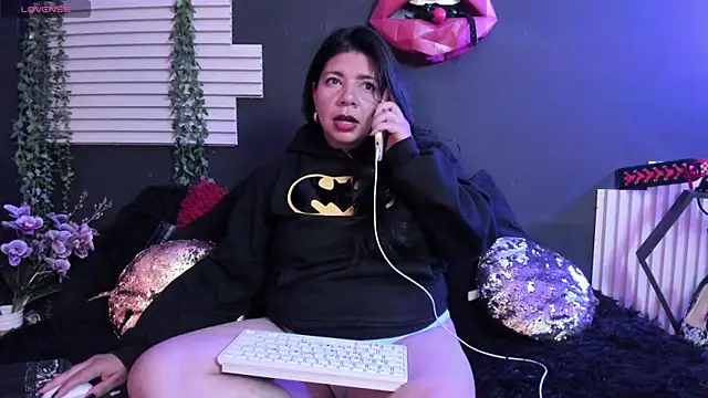 kinky_momm's Live XXX Chat