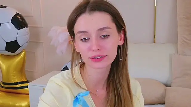 MarybethSnow live XXX chat