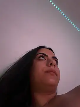 Chatroom XXX en direct de Elyza_Ibarra