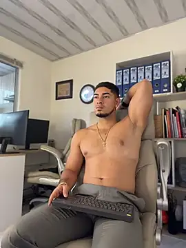 XXX chat uživo modela Dimitri_Colleman