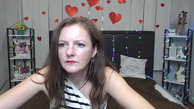 MeganPirs Chat XXX live