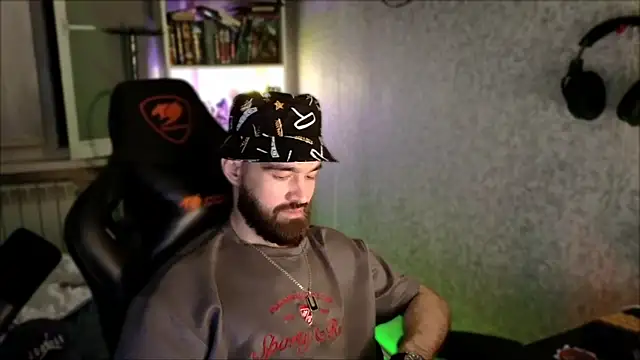 _Serious_Man Chat XXX live