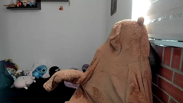 Chatroom XXX en direct de Shaddycute_
