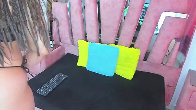 Chat +18 de MaraKarly ao vivo