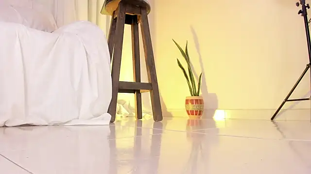XXX chat uživo modela ArchieCollins
